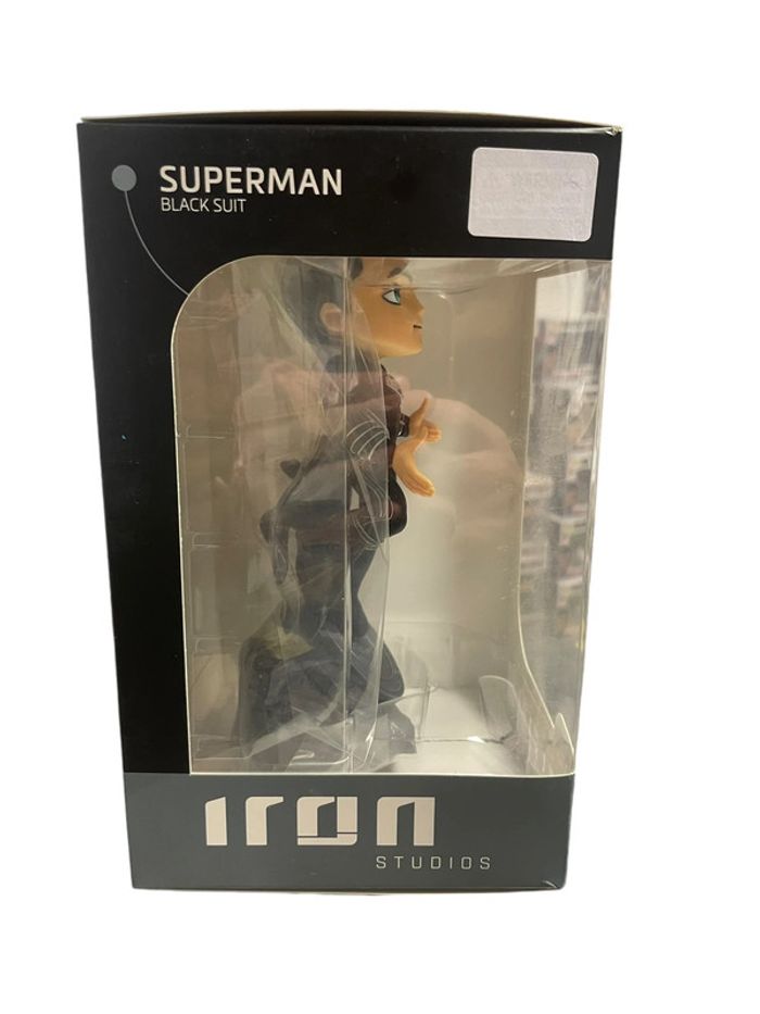 Figurine Justice League Superman Black Suit MiniCo Iron Studios neuf - photo numéro 4