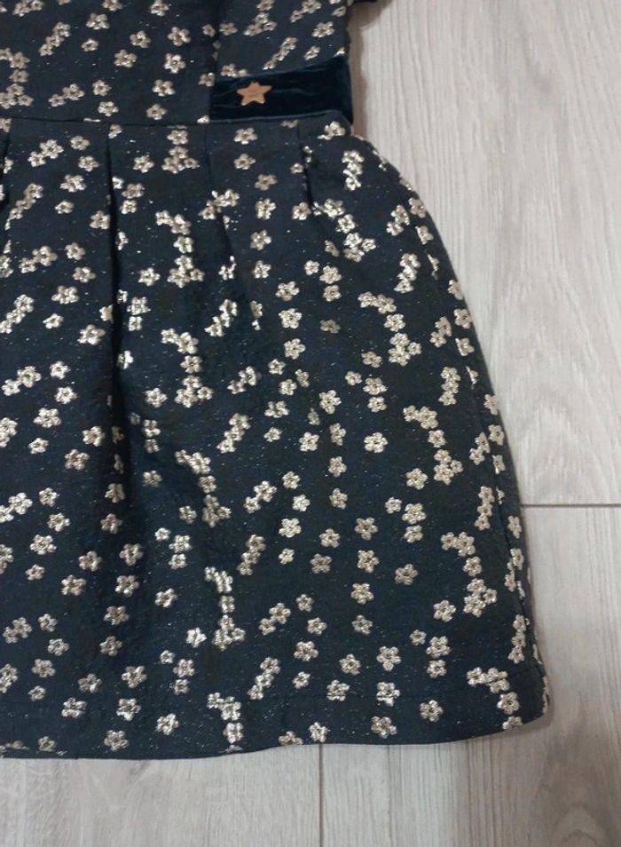 Robe de Noël/fêtes 4A - photo numéro 2