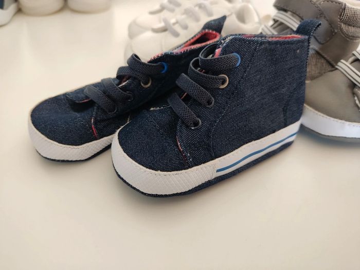 Lot chaussures - photo numéro 3