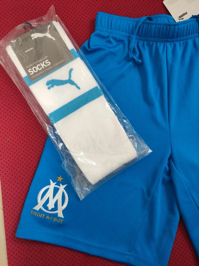 Short Foot OM Marseille+ chaussettes, Puma Authentique Officiel taille Adulte XS, Neuf - photo numéro 2