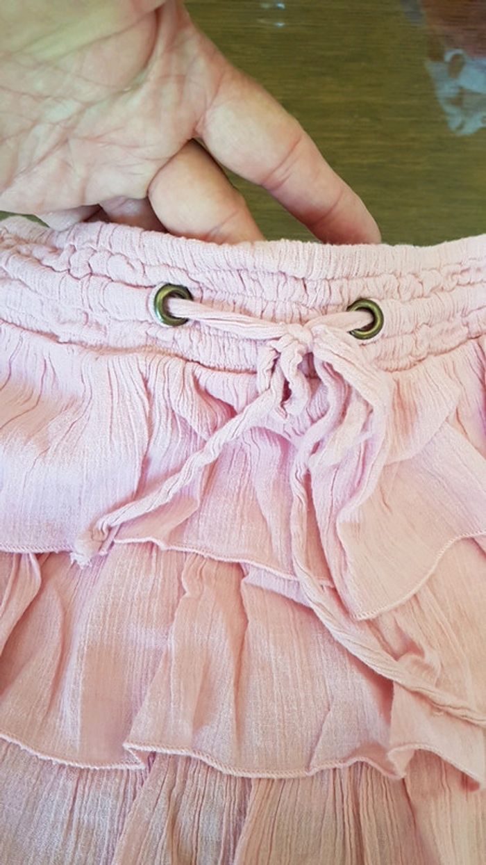 Jupe courte - photo numéro 2