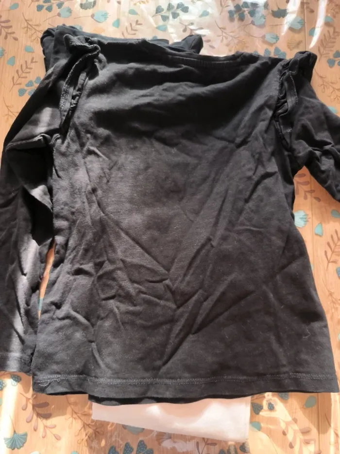 Lot t-shirt 8 ans - photo numéro 4