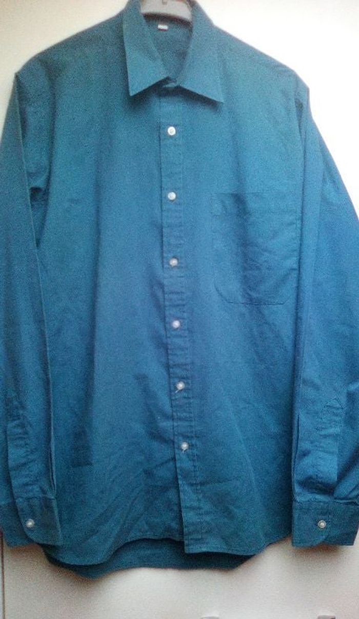 Chemise "sans marque"