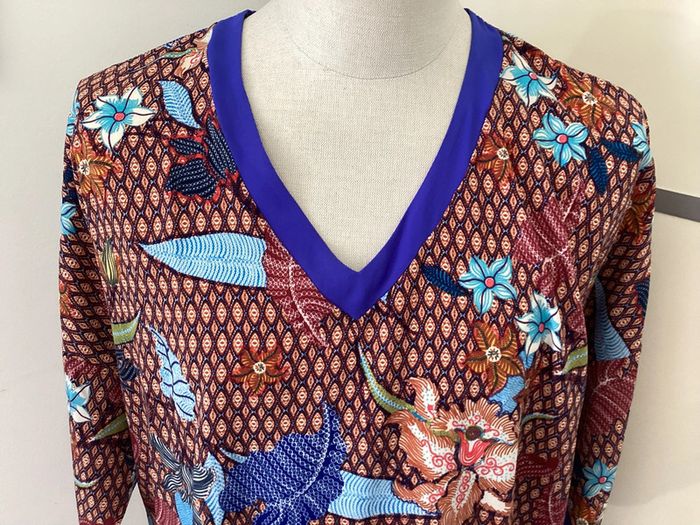 TEE shirt très classe « Sam et Lili «  vérifiez les mesures taille vraiment grand - photo numéro 4