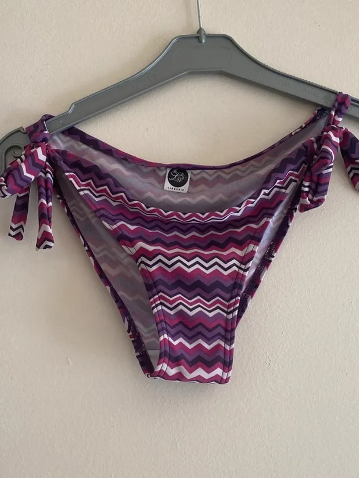 Maillot de bain 2 pièce imprimé blanc violet - photo numéro 3