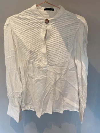 Blouse reserved