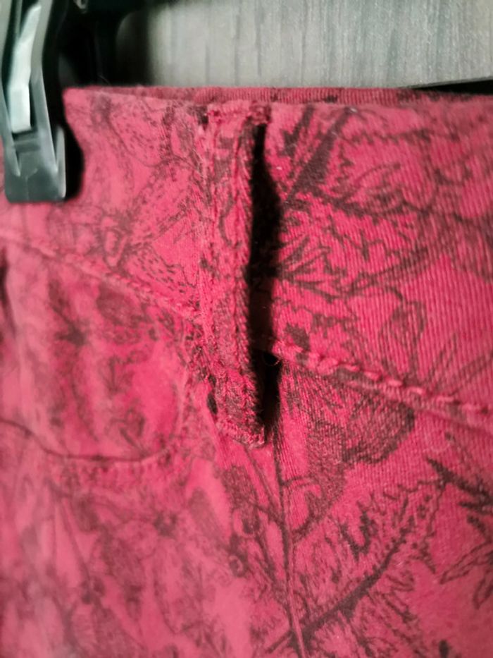 Pantalon fleuri rouge - photo numéro 2