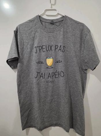 Tee shirt