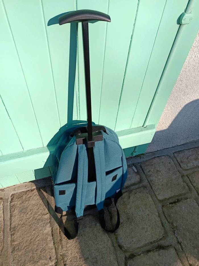 Sac à dos a roulettes - photo numéro 3