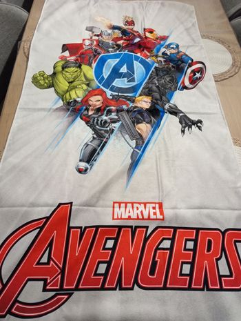 Serviette de plage avengers