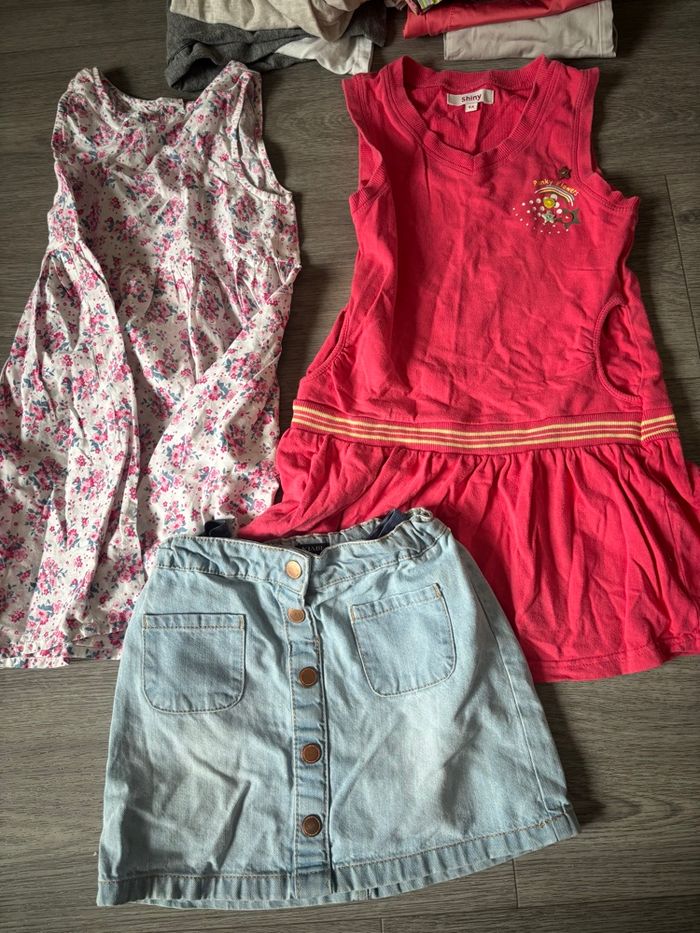 Lot vêtements fille été 6 ans - photo numéro 3