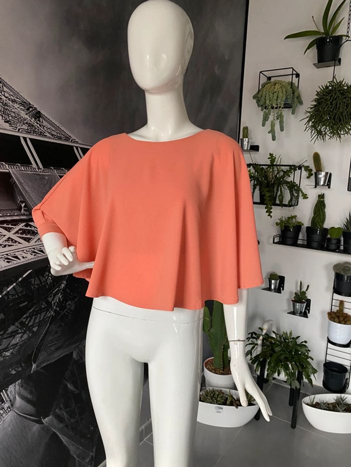 Top court cape chic matière gaufrée