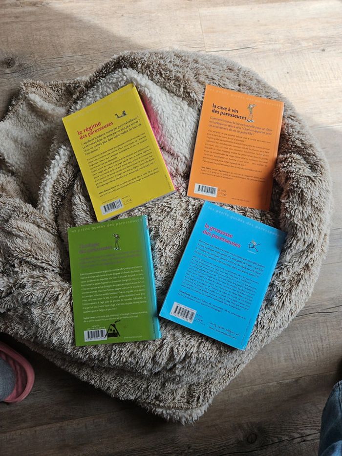 Lot livres - photo numéro 2