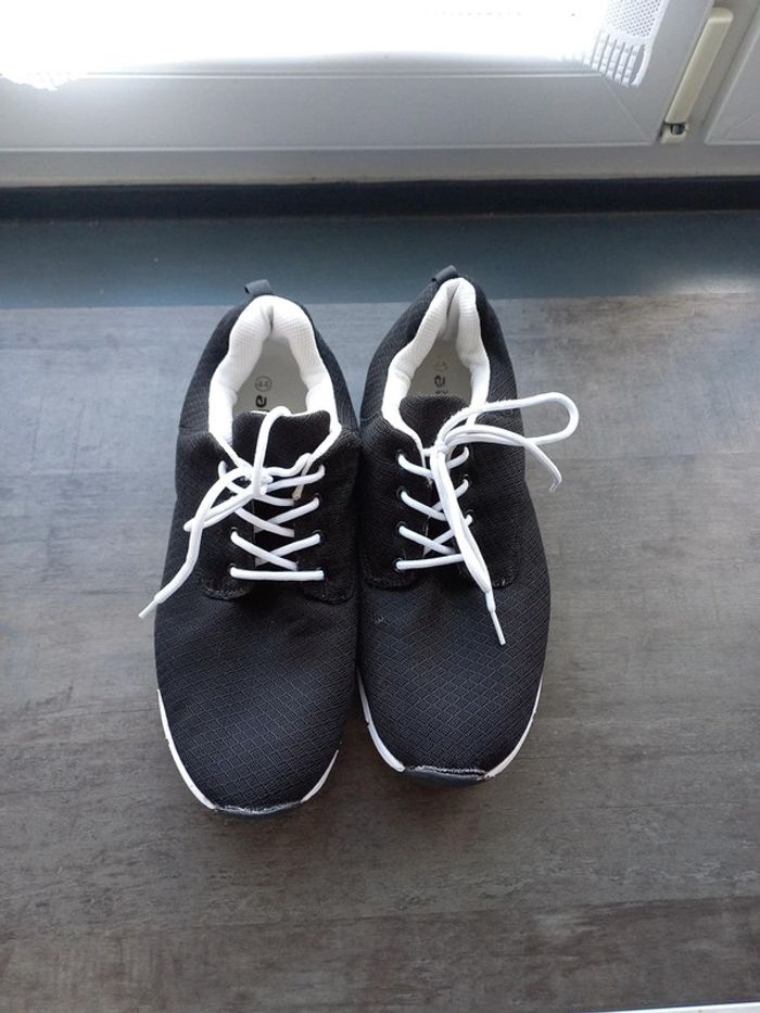 Basket noire homme