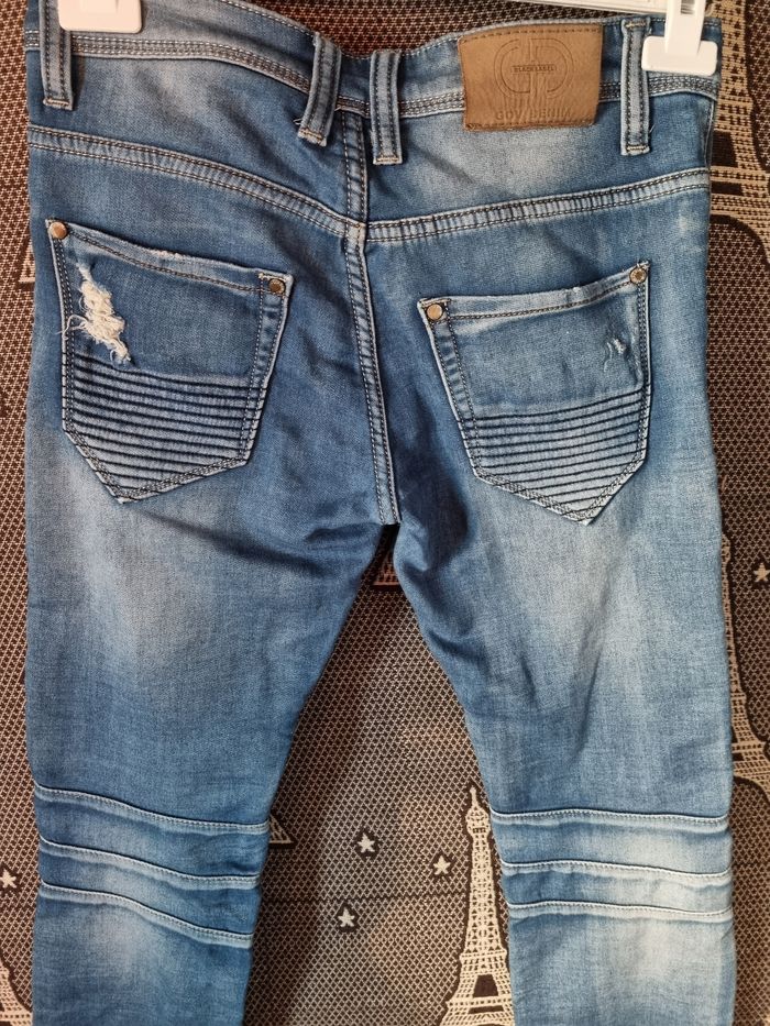 Jean bleu taille 28 comme neuf - photo numéro 5