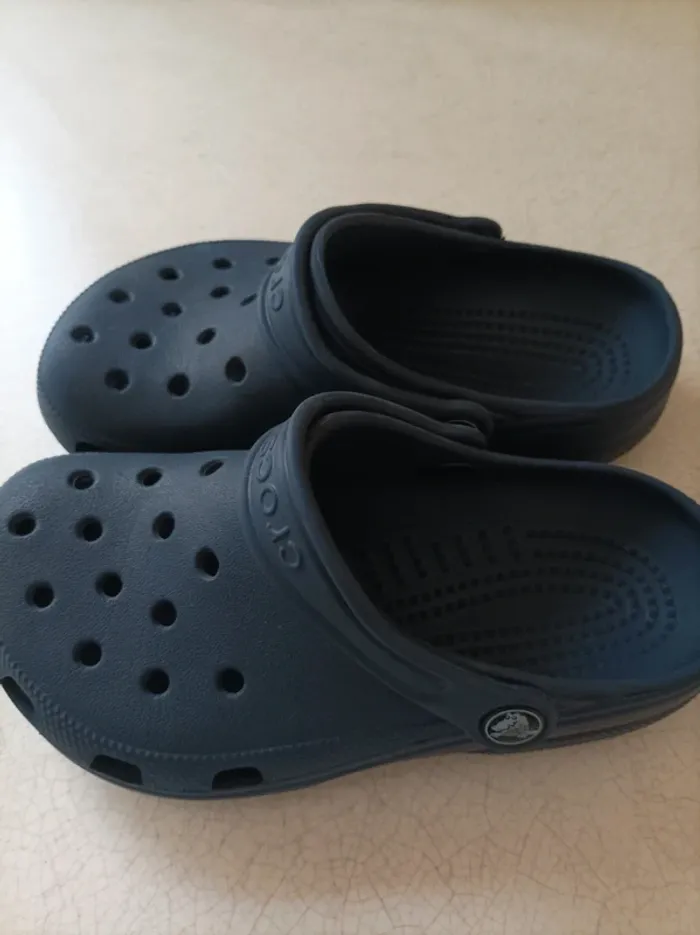 Chaussures - Véritable Crocs - Mules - Sabots - 33/34 - photo numéro 3