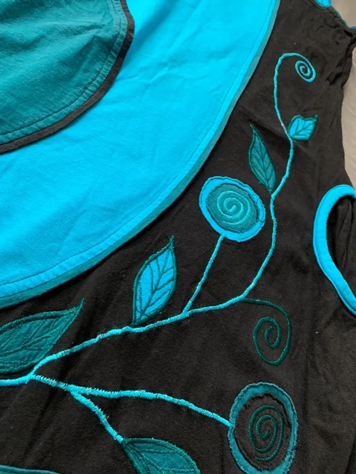 Robe bleu et noir - photo numéro 2