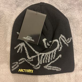 Bonnet noir Arcteryx