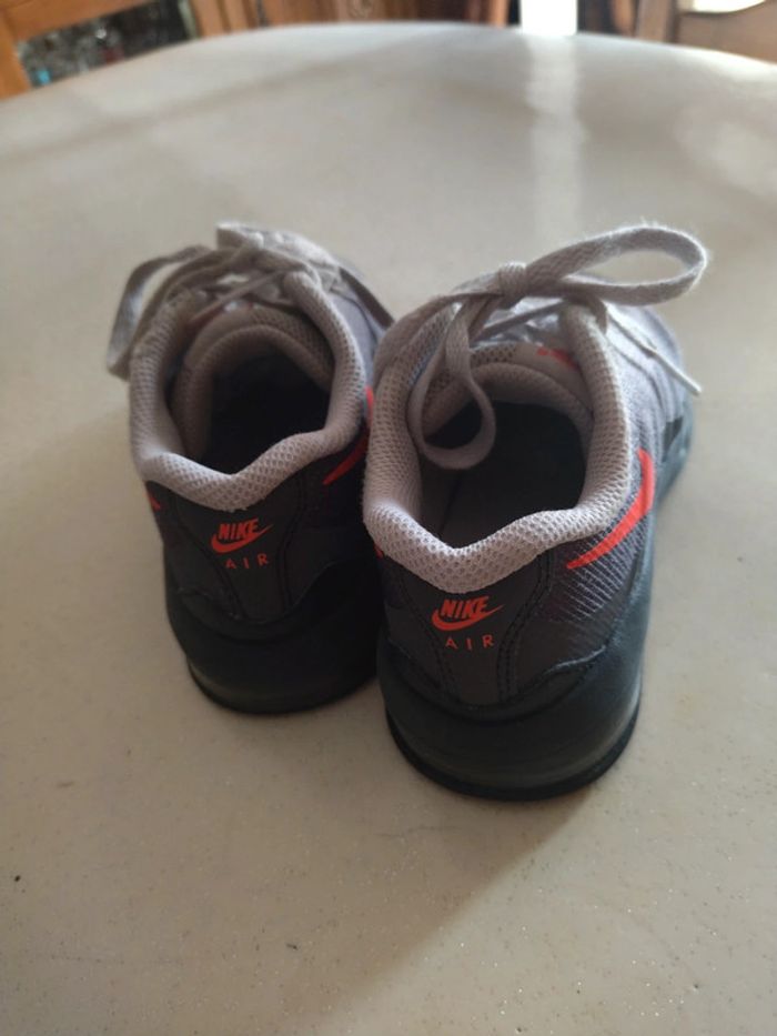 Basket Nike air 29,5 - photo numéro 4