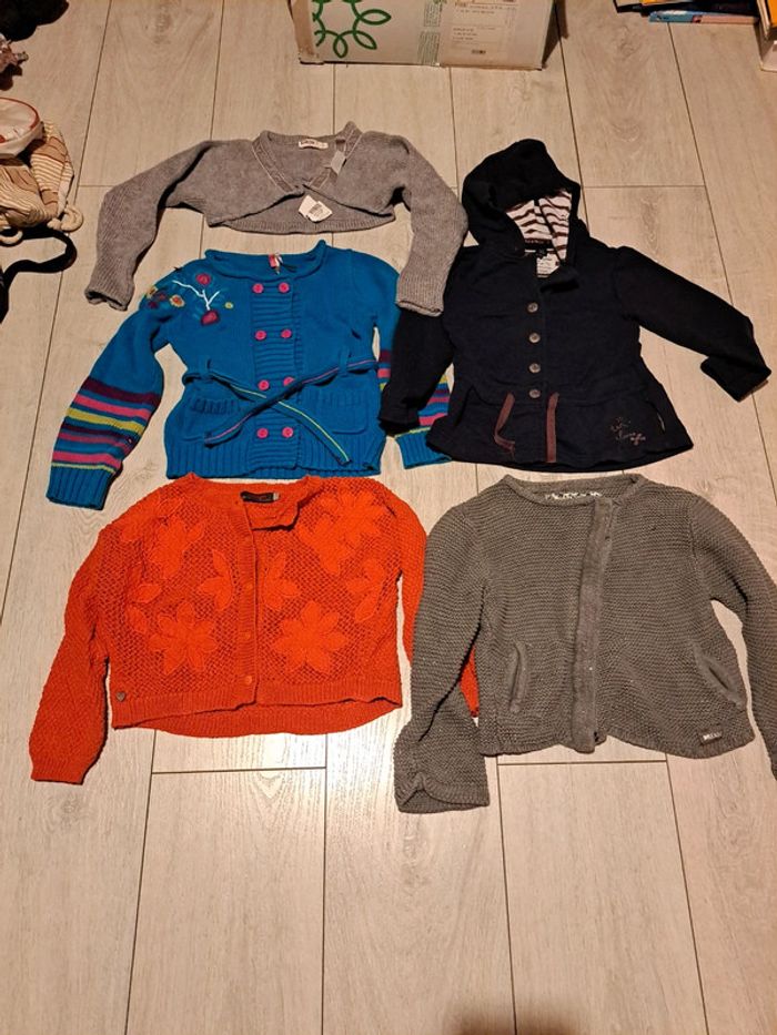 Lot gilets fille