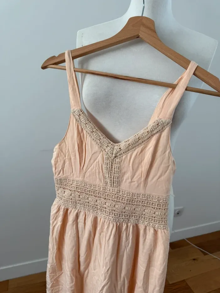 Jolie robe 38/M - photo numéro 2