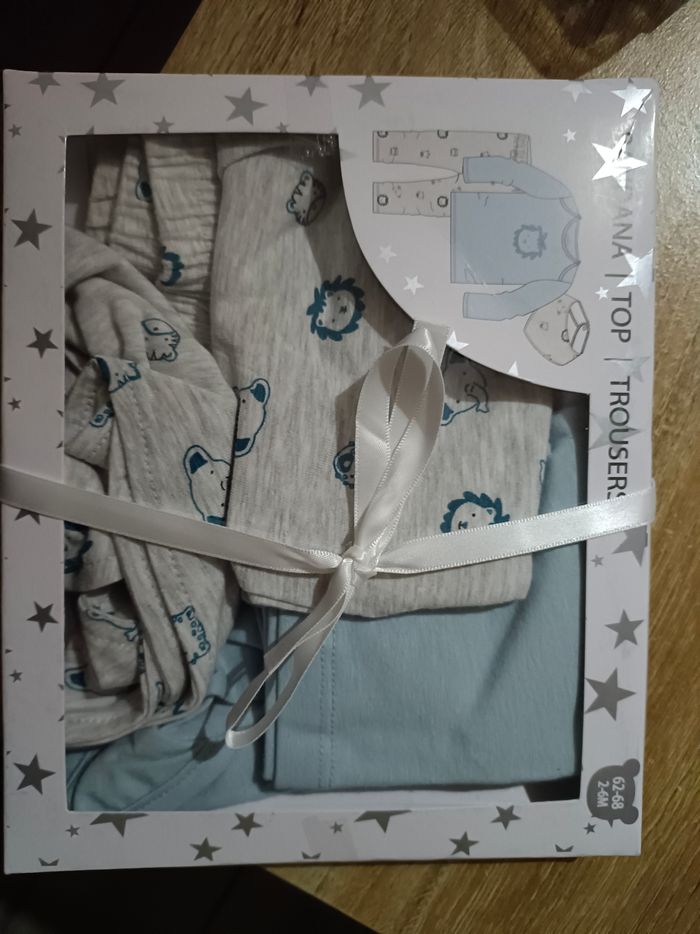 Ensemble bébé 2-6 mois