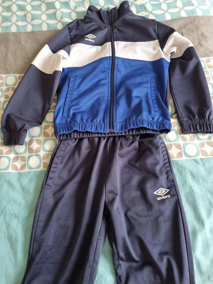 Ensemble jogging - photo numéro 4
