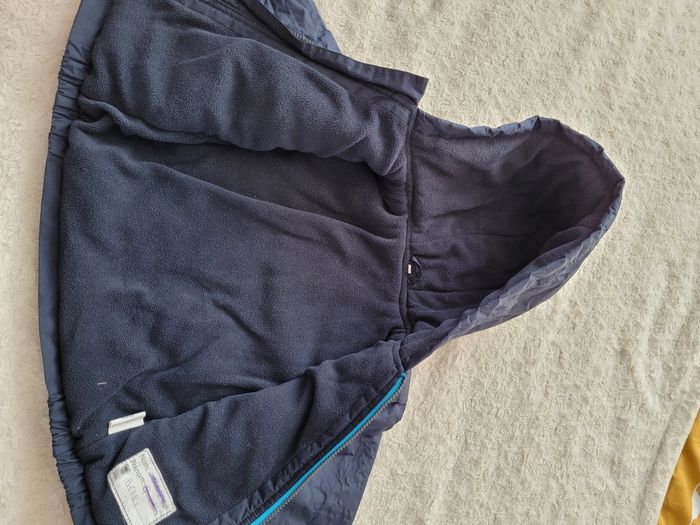 Blouson chaud avec capuche 4 ans - photo numéro 3