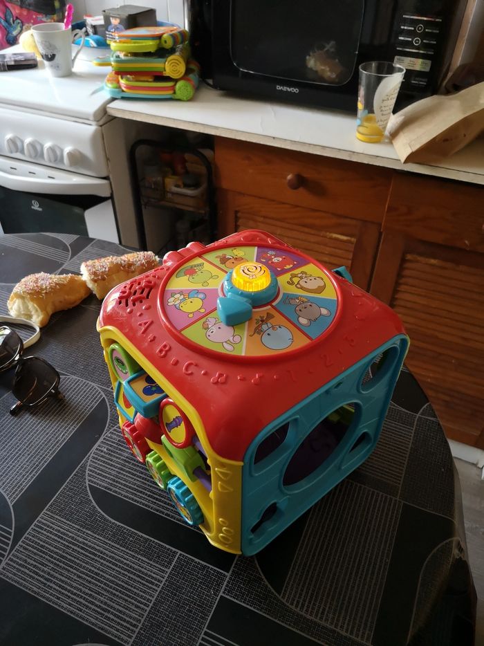 Cube d'éveil vtech - photo numéro 2