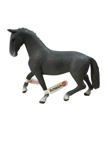 Figurine Schleich Cheval Julent Hanovrienne N•72135