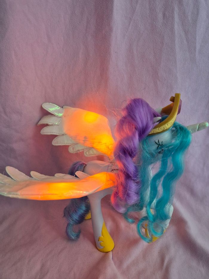 Petit poney - photo numéro 3