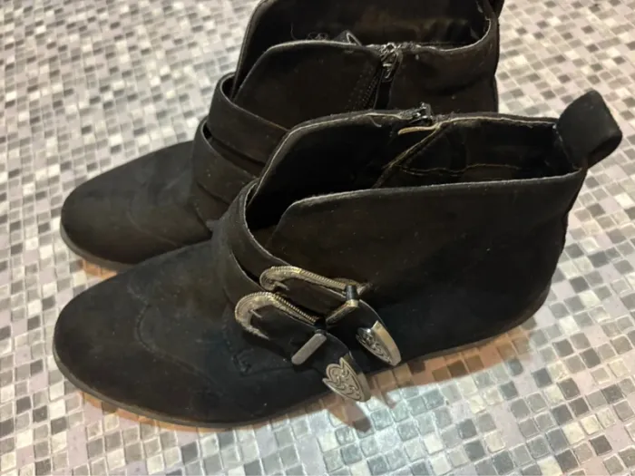 Bottine noir taille 40 La bottine souriante en très bon état - photo numéro 3
