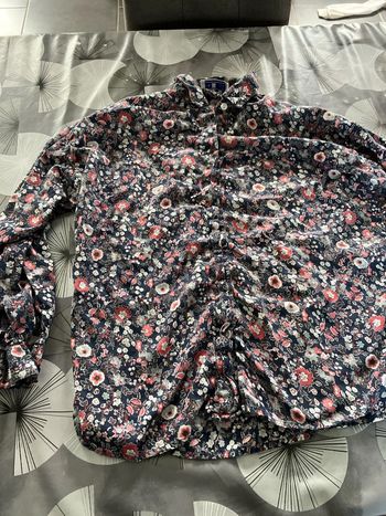 Chemise fleurie