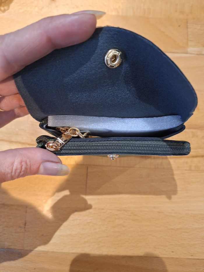 Porte monnaie - photo numéro 2