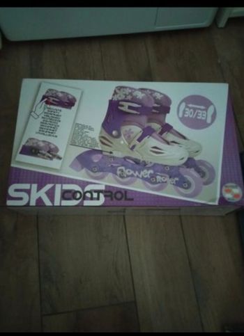 Rollers neufs taille 30/33