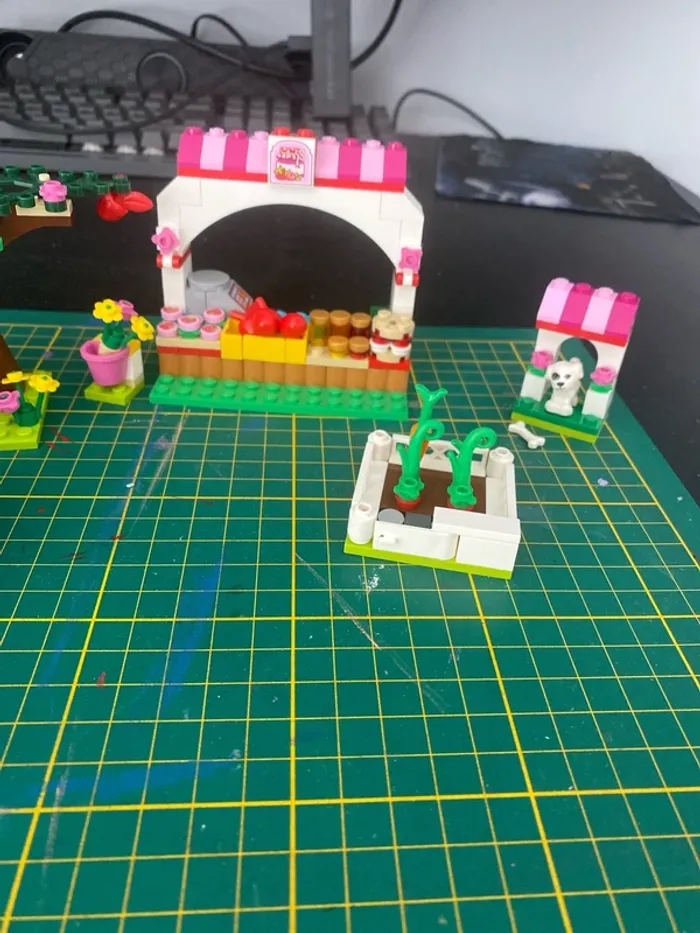 Lego Friends 41026 le marché - photo numéro 3