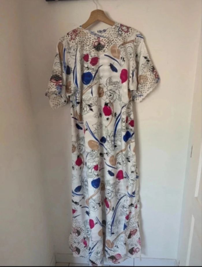 Splendide robe longue - photo numéro 3