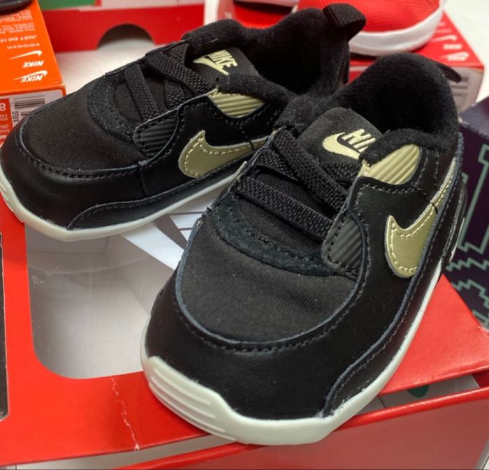 Chaussures Nike enfants - photo numéro 5