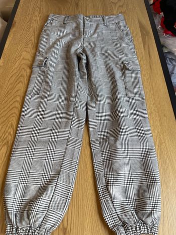 Pantalon fille taille 134