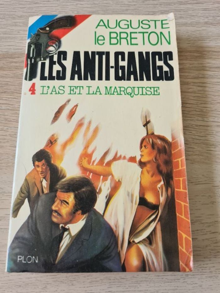 Livre L'as et la marquise