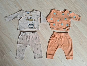 Ensemble lot sweat et pantalon 3 mois