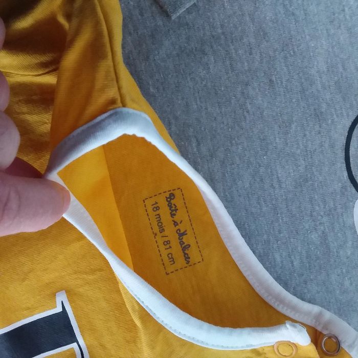 1 t shirt manches longues jaune - photo numéro 3