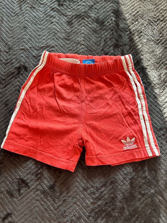 Short 3-4 ans