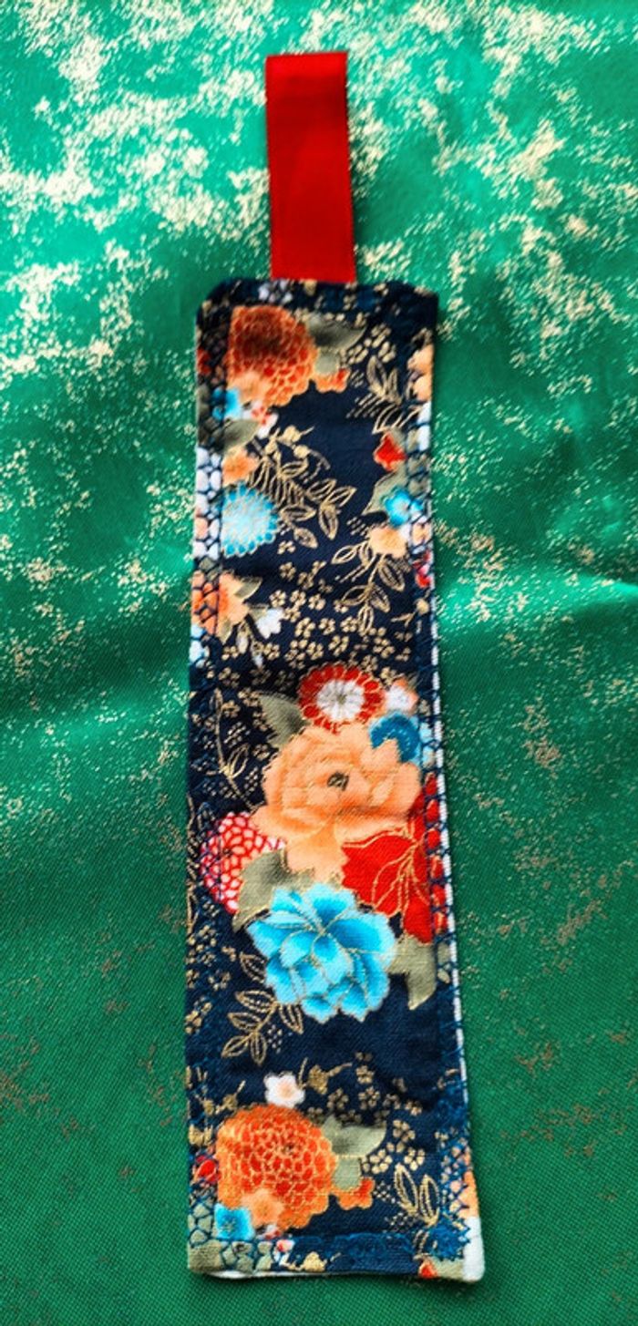 Lot de 10 marque-pages en tissu - photo numéro 13