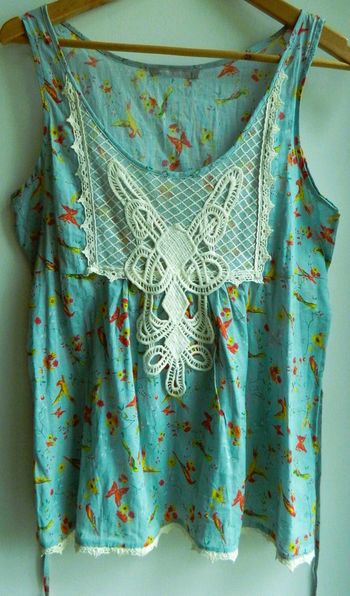 Blouse sans manches T 40 "3 Suisses"