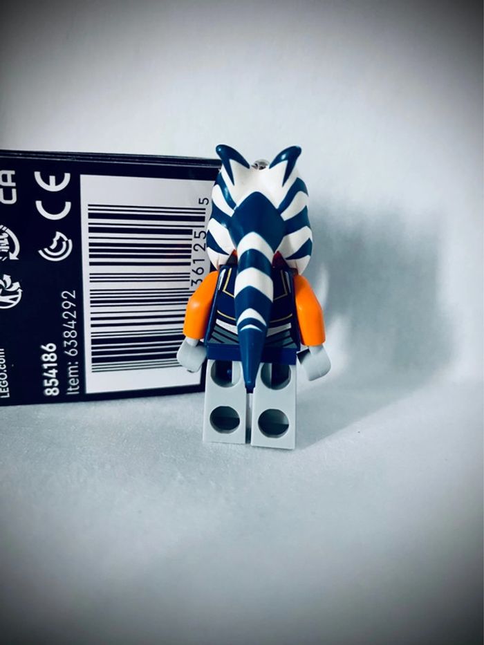 Porte-clés LEGO Star Wars 854186 - Ahsoka Tano - Neuf - photo numéro 4