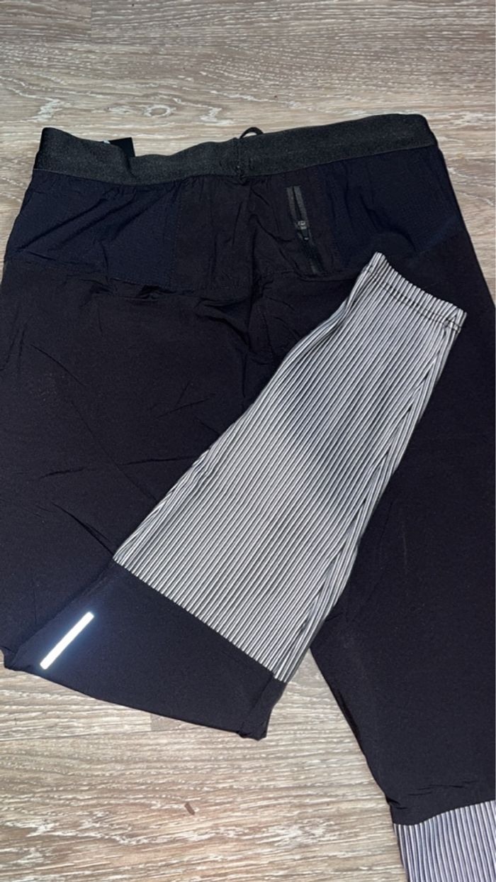 Bas  Nike - photo numéro 2