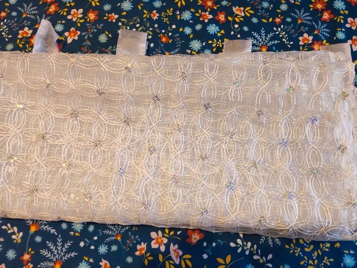 1 rideau blanc  140cmX260 cms