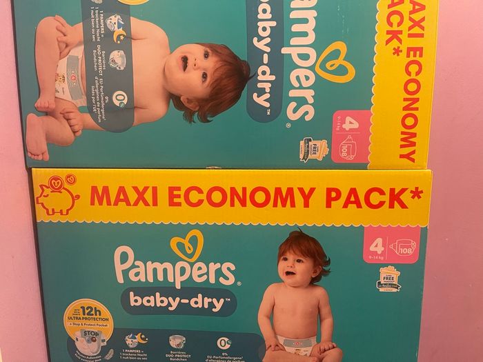 Lot de 2 carton de couche Pampers taille - photo numéro 2