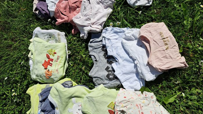 Lot vêtements fille 1 mois - photo numéro 5
